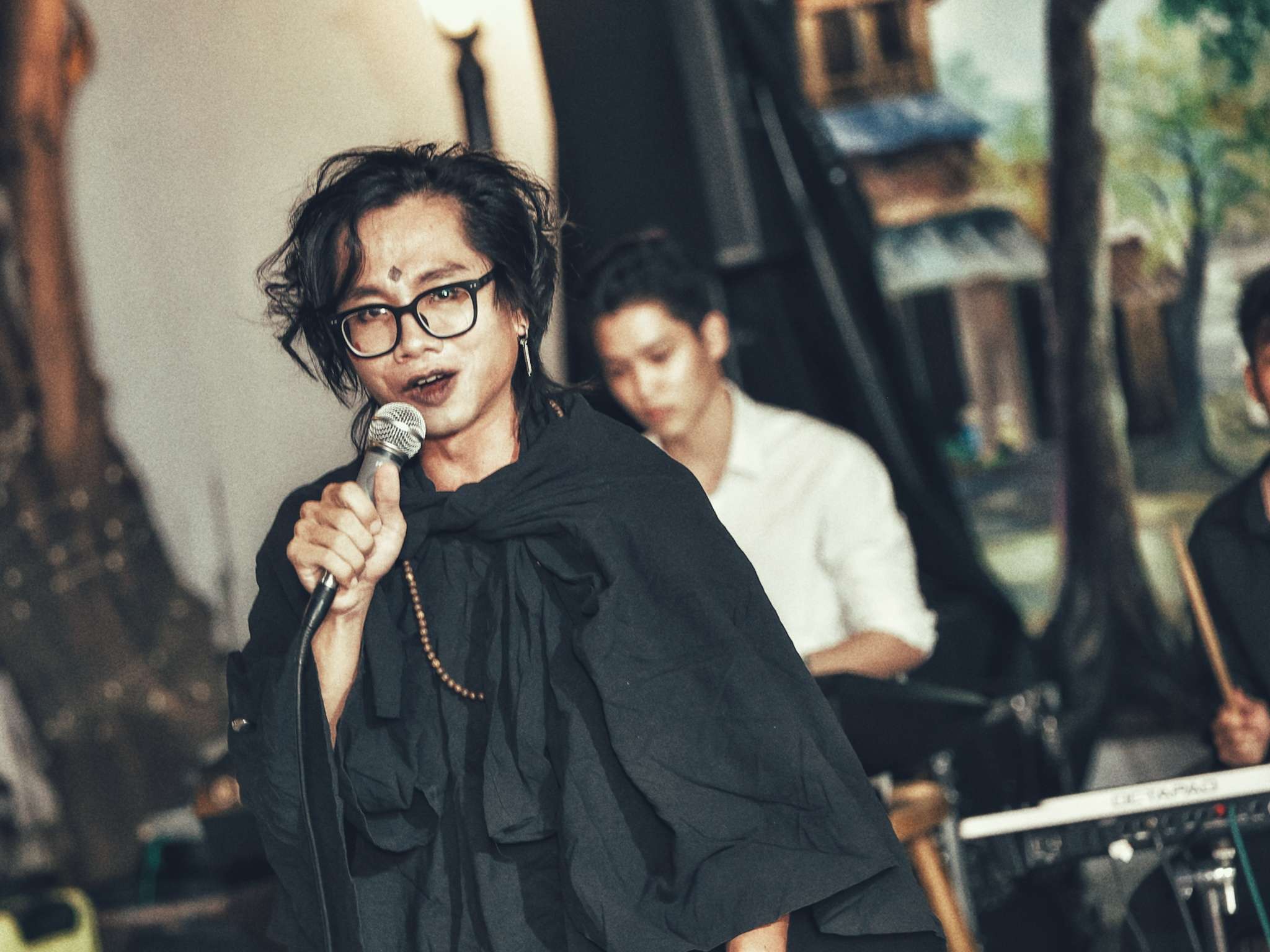 Kin Kỳ Ơii | Kin Kỳ Du Hí | Hỗ trợ địa phương